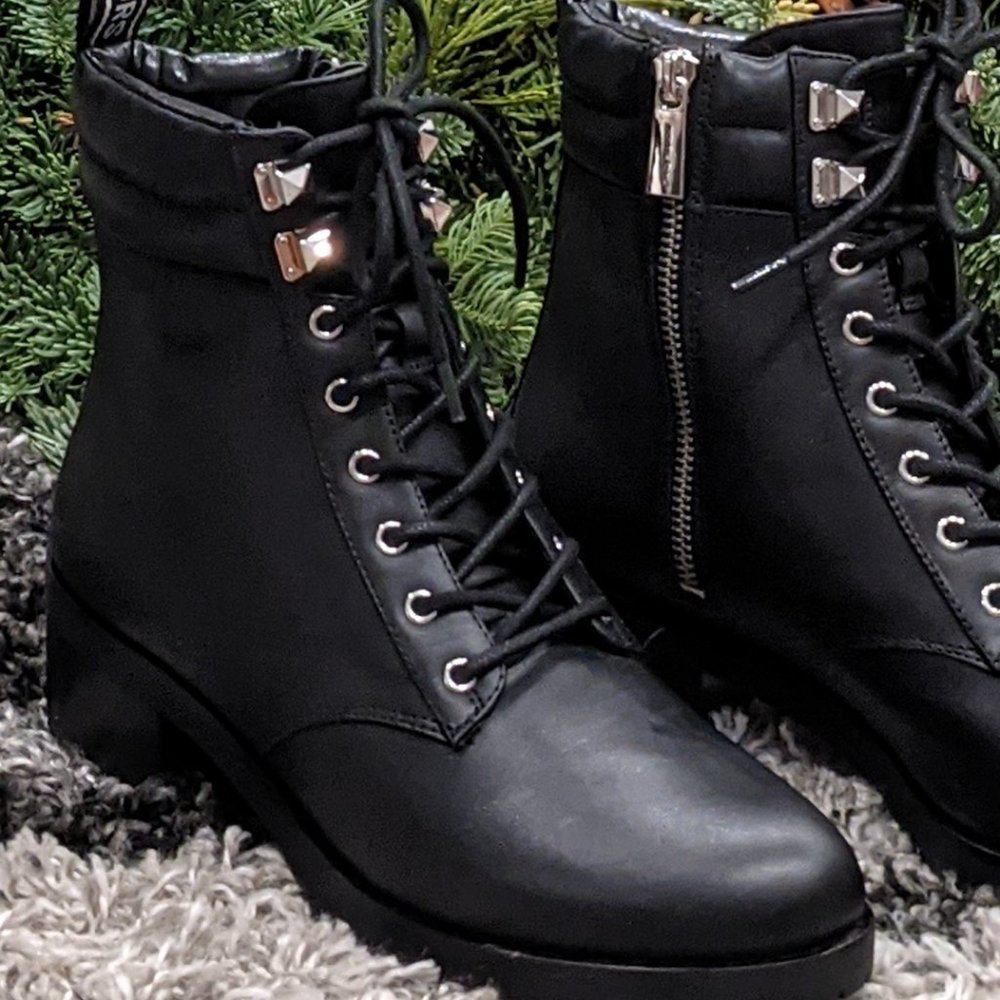 MICHAEL KORS HASLEY LACE BLACK - LOGO - BOOTS SIZE 7 + MICHAEL KORS DUST BAG 🖤 - Picture 2 of 7